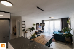 acredit_pracska-p10_230228_L8A6615_mid