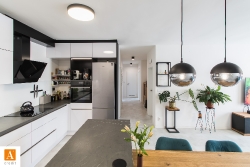 acredit_pracska-p10_230228_L8A6640_mid